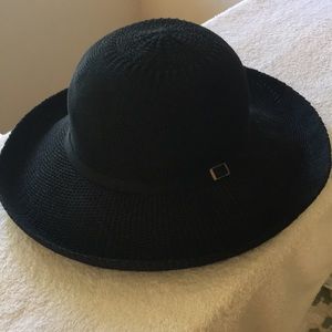 Hat. Black. Cute.  Quality.